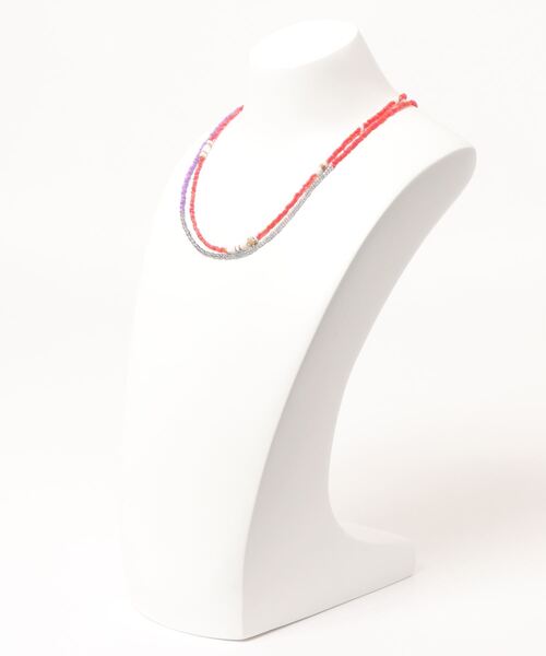 チチカカ（チチカカ）の「バイカラービーズ２連ネックレス（ネックレス・レディース・オレンジ/ピンク/グレー・FREE）」の4枚目の写真