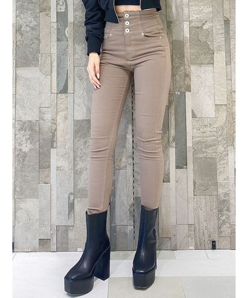 GYDA（ジェイダ）の「ハイウエストボタンカラースキニーパンツ（その他パンツ・レディース・ブラック/ベージュ・SMALL/MEDIUM/X-SMALL）」の17枚目の写真