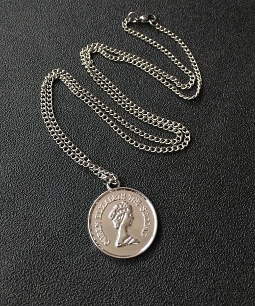 SILVER BULLET（シルバーバレット）の「『SBLT』ユニセックス 多デザインネックレス（ネックレス・レディース・その他9/その他20/その他5/その他2/その他6/その他16/その他12/その他26/その他30/その他32/A/B/C/D/その他3/その他14/E/その他22/その他8/P/その他7/その他24/その他11/S/その他25/Y/シルバー系その他4/Q/シルバー系その他7/ゴールド系その他・FREE）」の10枚目の写真