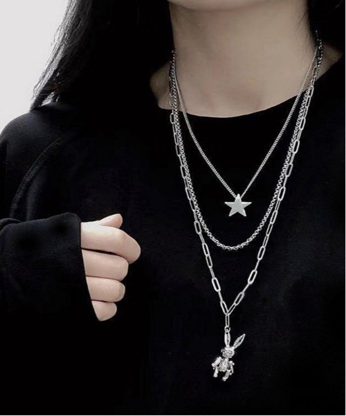 SILVER BULLET（シルバーバレット）の「『SBLT』ユニセックス 多デザインネックレス（ネックレス・レディース・その他9/その他20/その他5/その他2/その他6/その他16/その他12/その他26/その他30/その他32/A/B/C/D/その他3/その他14/E/その他22/その他8/P/その他7/その他24/その他11/S/その他25/Y/シルバー系その他4/Q/シルバー系その他7/ゴールド系その他・FREE）」の11枚目の写真