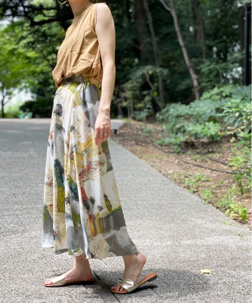 ottilie（オティーリエ）の「ペインティングフレアースカート（スカート・レディース・グレー・FREE）」の4枚目の写真