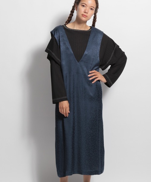 niko and...（ニコアンド）の「[MODE NORM CORE]テロテロスタージャカードマキシジャンスカ（ジャンパースカート・レディース・ブラック/グリーン/ダークブルー・MEDIUM/LARGE）」の3枚目の写真