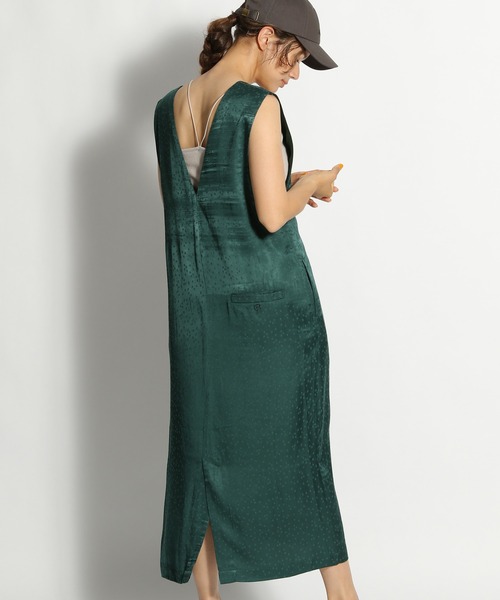 niko and...（ニコアンド）の「[MODE NORM CORE]テロテロスタージャカードマキシジャンスカ（ジャンパースカート・レディース・ブラック/グリーン/ダークブルー・MEDIUM/LARGE）」の10枚目の写真