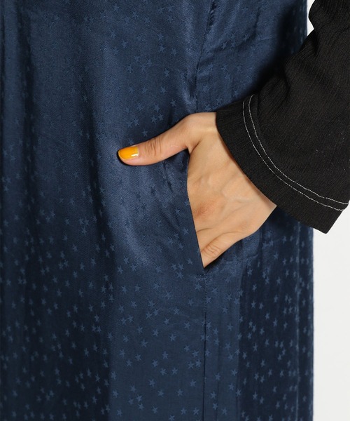 niko and...（ニコアンド）の「[MODE NORM CORE]テロテロスタージャカードマキシジャンスカ（ジャンパースカート・レディース・ブラック/グリーン/ダークブルー・MEDIUM/LARGE）」の18枚目の写真