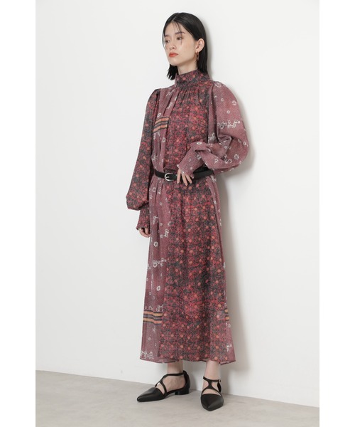 ROSE BUD(ローズバッド)の「キルトプリントワンピース(ワンピース・レディース・ブラック/レッド・ONE SIZE)」の3枚目の写真