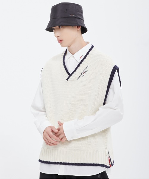 ROMANTIC CROWN(ロマンティッククラウン)の「【ROMANTIC CROWN】SIDE BUTTON VEST / ロマンティッククラウン サイドボタン プレッピー ベスト(ベスト・メンズ・ネイビー/オートミール・SMALL/MEDIUM/LARGE)」の4枚目の写真