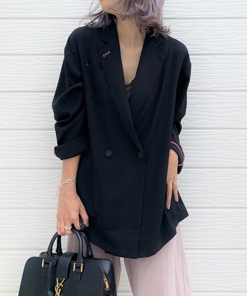 Q（キュー）の「ダブルブレストリラックスジャケット（テーラードジャケット・レディース・ブラック/ベージュ・MEDIUM）」の2枚目の写真