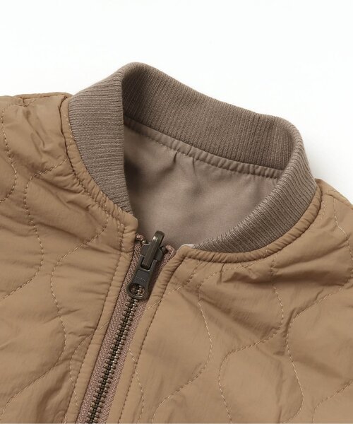 BREEZE（ブリーズ）の「リバーシブルキルトジャケット（ノーカラージャケット・キッズ・ベージュ/カーキ/レインボー・100/110/120/130/140/90/150）」の13枚目の写真