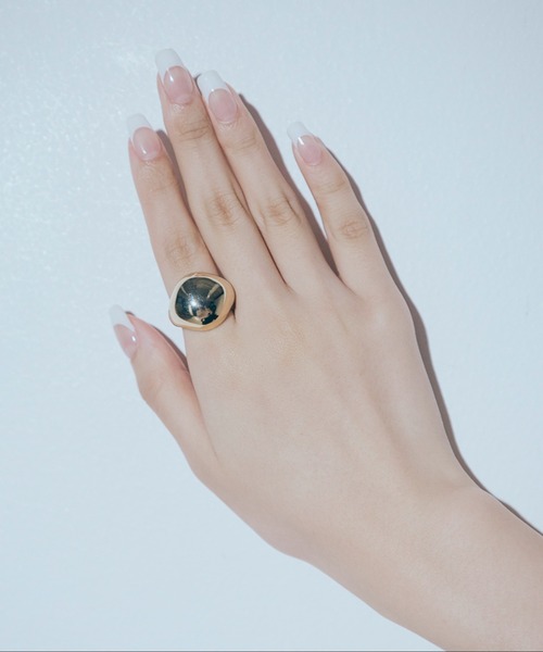 Romansual（ロマンシュアル）の「Romansual/ぽってりリング（リング・レディース・ゴールド・FREE）」の6枚目の写真