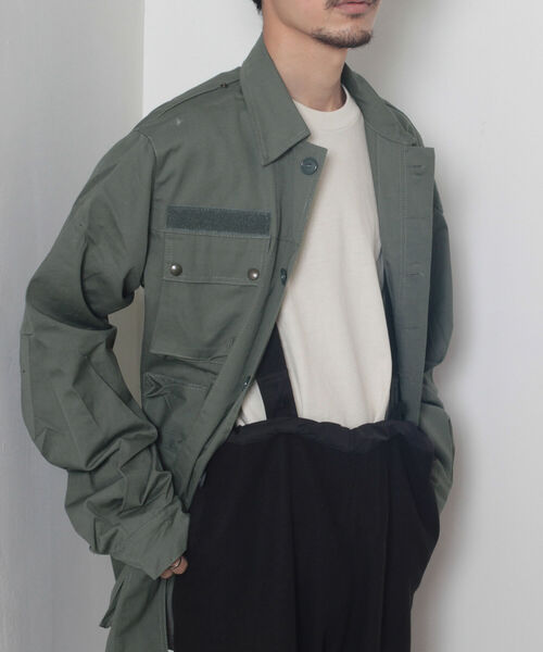 GLOSTER（グロスター）の「【BLAW×GLOSTER】リメイク ミリタリージャケット（ミリタリージャケット・メンズ・オリーブ・MEDIUM）」の2枚目の写真