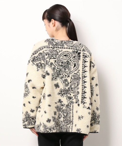 emi+（エミプラス）の「ペイズリー柄ボアブルゾン（ブルゾン・レディース・ホワイト・FREE）」の15枚目の写真