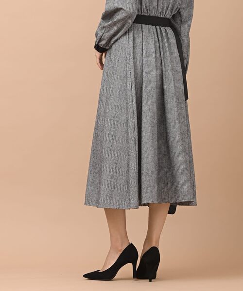 rps（アールピーエス）の「ベルト付きクレリックシャツワンピース（ワンピース・レディース・チャコールグレー/ブラック/ダークグリーン/ピンク/モカ/ブラック系その他2/ボルドー・M/フリー）」の14枚目の写真