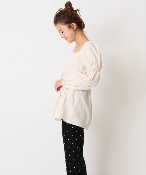 U by SPICK&SPAN（ユーバイスピックアンドスパン）の「スクエアネック 