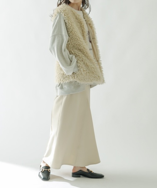 mystic(ミスティック)の「ナローフレアスカート(スカート・レディース・ブラック/オフホワイト/オレンジ/ブルー・1/2)」の7枚目の写真