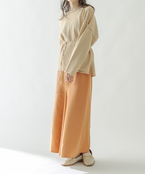 mystic(ミスティック)の「ナローフレアスカート(スカート・レディース・ブラック/オフホワイト/オレンジ/ブルー・1/2)」の13枚目の写真