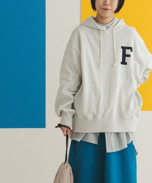 FORK&SPOON（フォークアンドスプーン）の「FORK&SPOON　ロゴスウェットフーディー（パーカー・レディース・ベージュ/ネイビー/グレー・ONE）」の2枚目の写真
