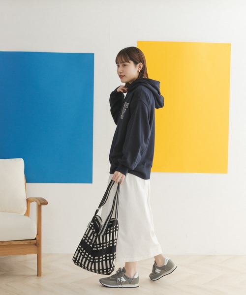 FORK&SPOON（フォークアンドスプーン）の「FORK&SPOON　ロゴスウェットフーディー（パーカー・レディース・ベージュ/ネイビー/グレー・ONE）」の22枚目の写真