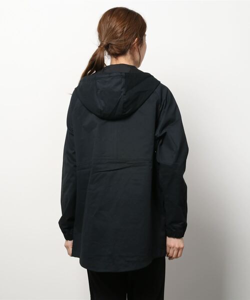 NEW BALANCE（ニューバランス）の「NB Athletics Renew ユーティリティウーブンジャケット（ブルゾン・レディース・ブラック/アイボリー・SMALL/MEDIUM/LARGE/X-LARGE）」の11枚目の写真