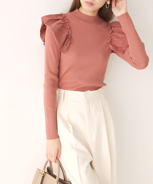 HER CLOSET(ハークローゼット)の「【TwentyThree】肩フリルドッキングリブニット(ニット/セーター・レディース・ライトグレー/ブラック/ベージュ/ブルー/スモークピンク・FREE)」の18枚目の写真