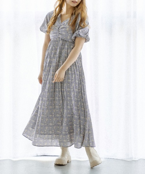 OLIVE des OLIVE(オリーブデオリーブ)の「バルーン袖プリーツワンピース(ワンピース・レディース・オフホワイト/ブルー/ブラック・FREE)」の3枚目の写真