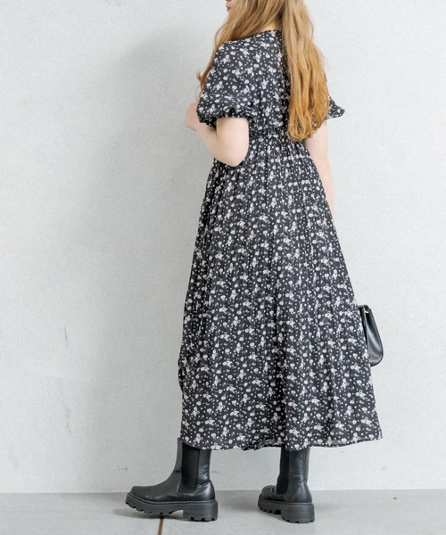 OLIVE des OLIVE(オリーブデオリーブ)の「バルーン袖プリーツワンピース(ワンピース・レディース・オフホワイト/ブルー/ブラック・FREE)」の10枚目の写真