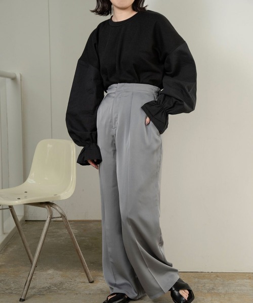 lawgy（ラウジー）の「cut docking sleeve gather tops（その他トップス・レディース・ホワイト/ブラック・FREE）」の6枚目の写真