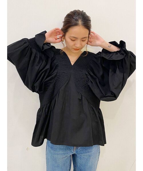 Ungrid（アングリッド）の「フロントギャザーボリュームブラウス（シャツ/ブラウス・レディース・ブラック/レッド/オフホワイト・FREE）」の9枚目の写真
