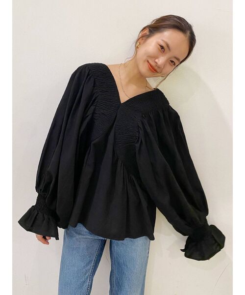 Ungrid（アングリッド）の「フロントギャザーボリュームブラウス（シャツ/ブラウス・レディース・ブラック/レッド/オフホワイト・FREE）」の15枚目の写真