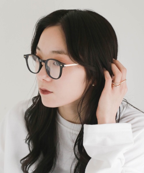 CLEA（クレア）の「ラウンドフレーム伊達メガネ（メガネ・レディース・ブラック/その他1・FREE）」の3枚目の写真