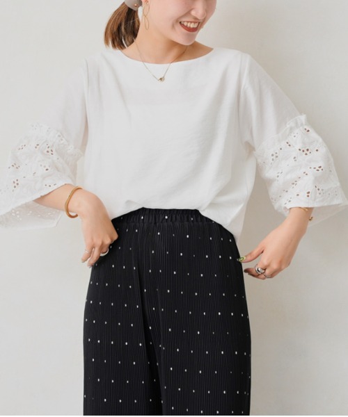 Chez toi（シェトワ）の「カットワークレースフレアスリーブブラウス（シャツ/ブラウス・レディース・イエロー/ブラック/オフホワイト/ブルー・FREE）」の7枚目の写真