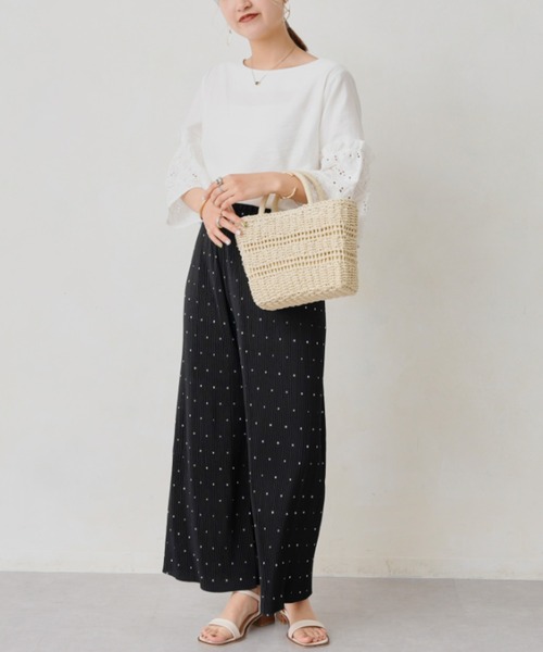 Chez toi（シェトワ）の「カットワークレースフレアスリーブブラウス（シャツ/ブラウス・レディース・イエロー/ブラック/オフホワイト/ブルー・FREE）」の20枚目の写真