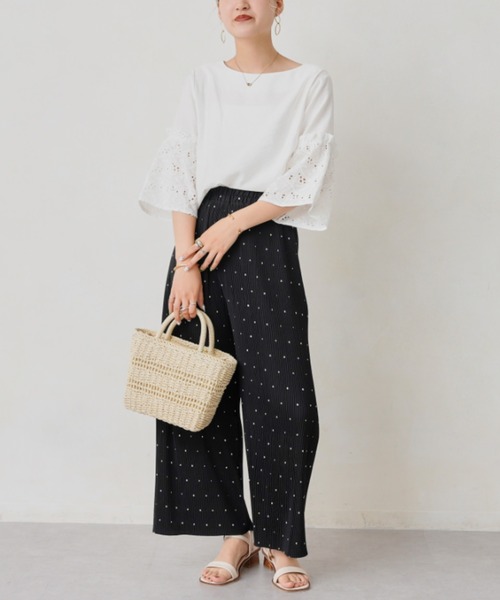 Chez toi（シェトワ）の「カットワークレースフレアスリーブブラウス（シャツ/ブラウス・レディース・イエロー/ブラック/オフホワイト/ブルー・FREE）」の22枚目の写真