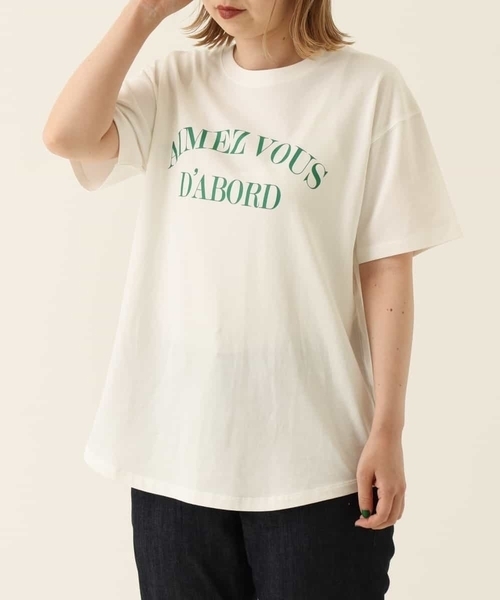 a.v.v(アーヴェヴェ)の「ラウンドヘムロゴTシャツ(Tシャツ/カットソー・レディース・ホワイト/ブラック・34/36/38/40/42)」の15枚目の写真