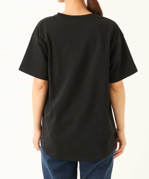 a.v.v(アーヴェヴェ)の「ラウンドヘムロゴTシャツ(Tシャツ/カットソー・レディース・ホワイト/ブラック・34/36/38/40/42)」の18枚目の写真