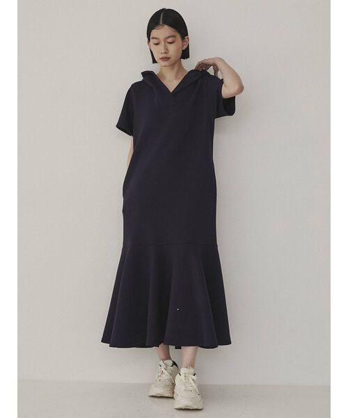 COTORICA（コトリカ）の「ショートスリーブマーメイドフードワンピース（ワンピース・レディース・ブラック/ネイビー/アイボリー・SMALL/MEDIUM）」の3枚目の写真