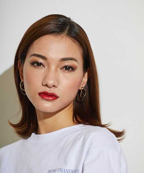 L.H.P(エルエイチピー)の「courage/クラージュ/楕円ピアス(ピアス(両耳用)・レディース・ゴールド・F)」の17枚目の写真