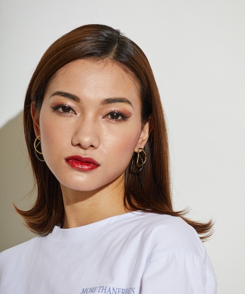 L.H.P(エルエイチピー)の「courage/クラージュ/楕円ピアス(ピアス(両耳用)・レディース・ゴールド・F)」の1枚目の写真