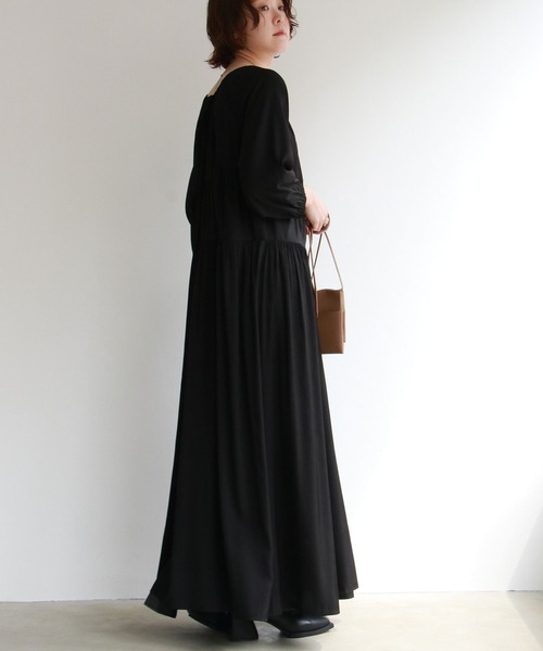 notch.（ノッチ）の「【高身長さんサイズ有】ギャザーティアードワンピース（ワンピース・レディース・ブラック/グリーン・TM/M）」の17枚目の写真