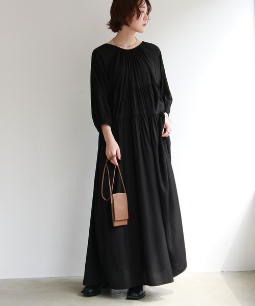 notch.（ノッチ）の「【高身長さんサイズ有】ギャザーティアードワンピース（ワンピース・レディース・ブラック/グリーン・TM/M）」の9枚目の写真