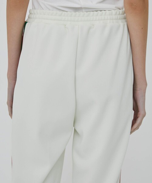 CITY TOKYO（シティトウキョウ）の「【手洗い可能】【UVカット】【抗ピリング】TOKYOパーフェクショントラックジャージパンツ【A＋TOKYO / エープラストウキョウ】（その他パンツ・レディース・ホワイト/ライトグレー/パープル/ネイビー/ブラウン・1/2）」の14枚目の写真