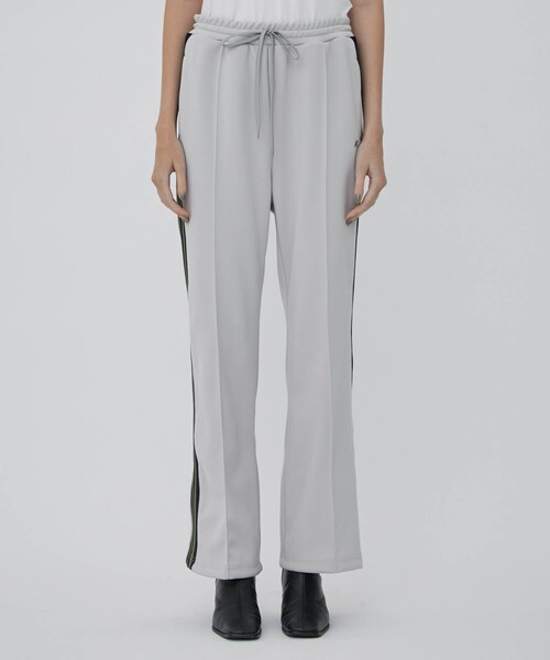 CITY TOKYO（シティトウキョウ）の「【手洗い可能】【UVカット】【抗ピリング】TOKYOパーフェクショントラックジャージパンツ【A＋TOKYO / エープラストウキョウ】（その他パンツ・レディース・ホワイト/ライトグレー/パープル/ネイビー/ブラウン・1/2）」の17枚目の写真