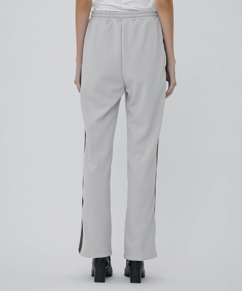 CITY TOKYO（シティトウキョウ）の「【手洗い可能】【UVカット】【抗ピリング】TOKYOパーフェクショントラックジャージパンツ【A＋TOKYO / エープラストウキョウ】（その他パンツ・レディース・ホワイト/ライトグレー/パープル/ネイビー/ブラウン・1/2）」の19枚目の写真