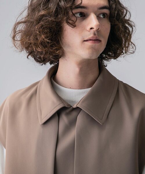 tk.TAKEO KIKUCHI（ティーケータケオキクチ）の「◆ビッグトレンチスリーブレスコート（トレンチコート・メンズ・ブラック/ベージュ・88）」の7枚目の写真