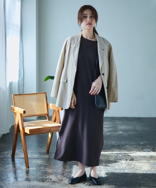 ECRIRE（エクリール）の「バックツイストキーネックOP（ワンピース・レディース・カーキ/ダークブラウン/ブルー・M）」の5枚目の写真