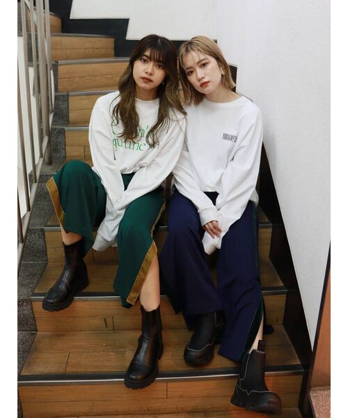 MURUA（ムルーア）の「ラインベロアパンツ（スウェットパンツ・レディース・ネイビー/グレー/グリーン・FREE）」の19枚目の写真