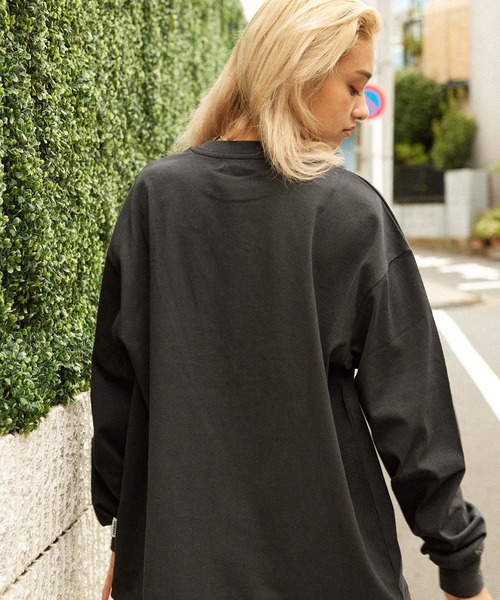 MONO-MART（モノマート）の「【retock's】ヴィンテージライクロックプリントビッグシルエット長袖Tシャツ（Tシャツ/カットソー・メンズ・ネイビー系1/ネイビー系2/ブラック系2/ホワイト系2/ブラック系1/ホワイト系1・M/L）」の17枚目の写真