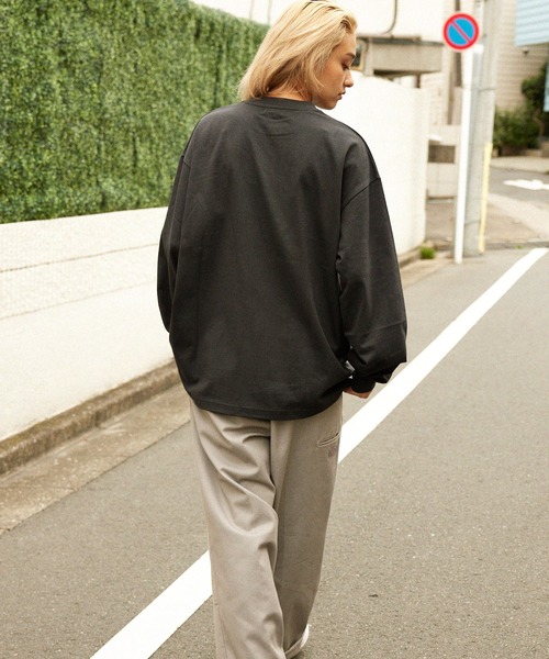 MONO-MART（モノマート）の「【retock's】ヴィンテージライクロックプリントビッグシルエット長袖Tシャツ（Tシャツ/カットソー・メンズ・ネイビー系1/ネイビー系2/ブラック系2/ホワイト系2/ブラック系1/ホワイト系1・M/L）」の19枚目の写真