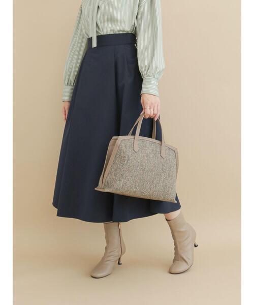 Te chichi（テチチ）の「サイドジップタフタタックフレアスカート（スカート・レディース・ネイビー/ブラウン/グリーン・MEDIUM/SMALL）」の10枚目の写真