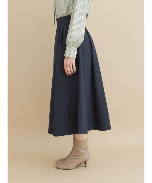 Te chichi（テチチ）の「サイドジップタフタタックフレアスカート（スカート・レディース・ネイビー/ブラウン/グリーン・MEDIUM/SMALL）」の11枚目の写真