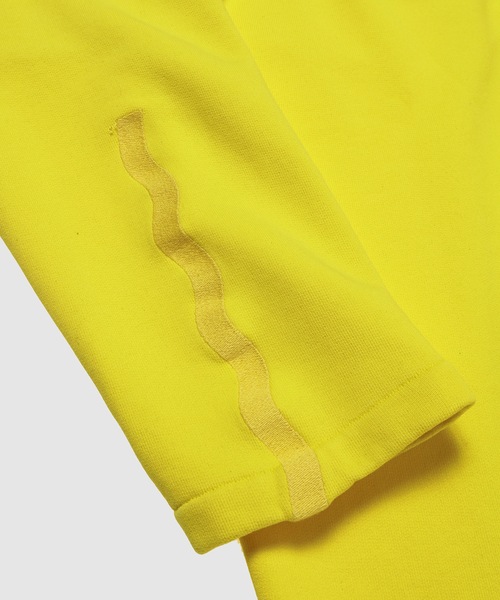032c(ゼロスリーツーシー)の「OVERSIZED ''DRAM'' HOODIE(パーカー・メンズ・イエロー・M/L/XL)」の4枚目の写真